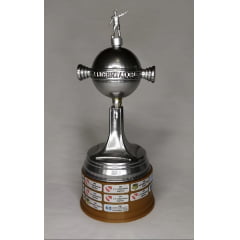 Miniatura taça (troféu) Copa Libertadores da América - 1983 - 13,4 cm por encomenda