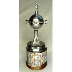 Miniatura taça (troféu) Copa Libertadores da América - 2006 - 14,8 cm por encomenda